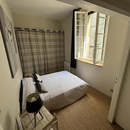 In Downtown アパート